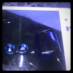 Sapphire gems